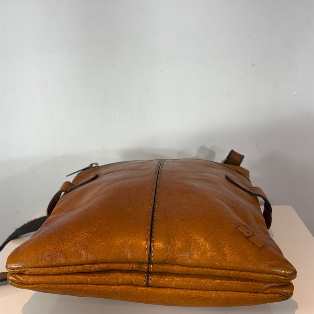 PATRICIA NASH Prizzi Tooled Leather Crossbody Bag - Picture 5 of 16